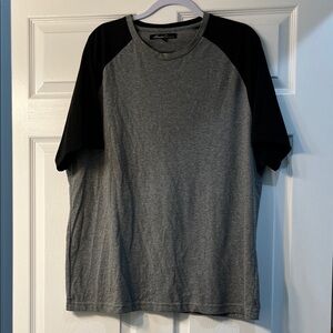 Men’s XXL Kenneth Cole Grey and Black Raglan Short Sleeve Tee